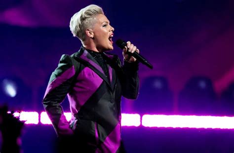 Woman Gives Birth During Pink Concert In Liverpool