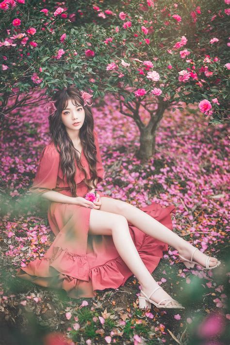 Asian Women Women Outdoors Model Flowers Plants Looking At Viewer Legs Long Hair Brunette