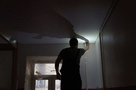How to fix ceiling cracks. How to Fix Hairline Cracks in Drywall Ceiling | Recessed ...