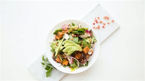 Mau buat menu diet sehat di rumah tanpa bantuan trainer atau meal planner, memangnya bisa? Menu Makanan di Restoran Cepat Saji untuk Kamu yang Sedang ...