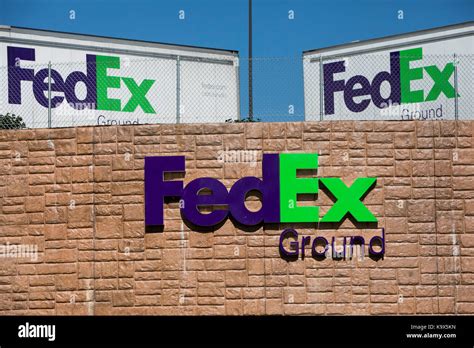 Fedex Ground Logo Hi Res Stock Photography And Images Alamy