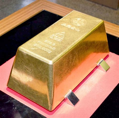 Worlds Largest Gold Bar In Japan Surges In Value Amid Ukraine Crisis