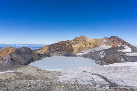 Mt Ruapehu Crater Lake Climbing An Active Volcano Alice Adventuring