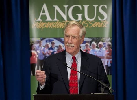 Maine Senator Elect Angus King To Pick Party This Week Cbs News