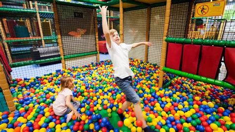 Fun For Kids At Busfabriken Lekland Indoor Playground 1 Youtube