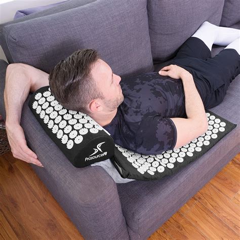 People Are Using These Acupuncture Mats Sand Pillows For Pain Relief