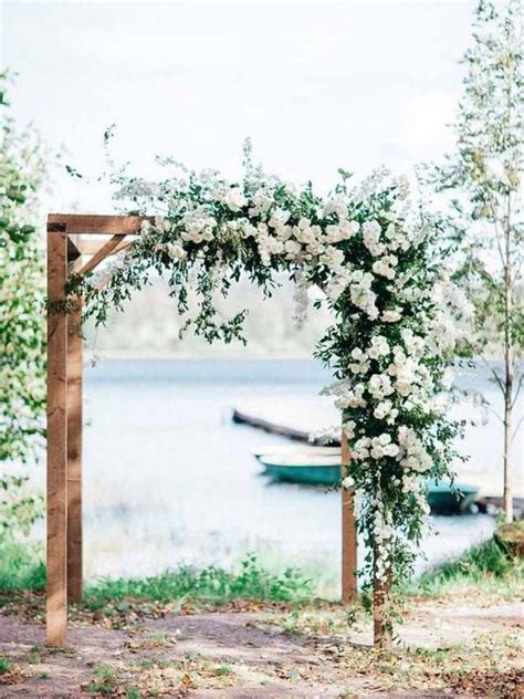 23 Creative And Beautiful Wedding Arch Ideas And How To Make Your Own Wedding Archway