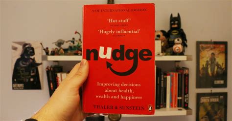 review buku nudge improving decisions about health wealth and happiness indopositive