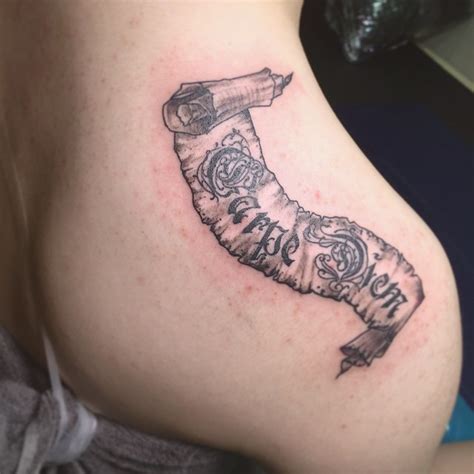 The message is directed more at the wearer of the tattoo. 75 Timeless Carpe Diem Tattoo Designs & Meanings (2019)