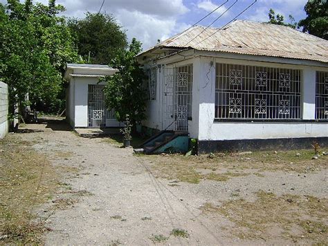 Be one of the first to write a review! House For Sale in Richmond Park, Kingston / St. Andrew ...
