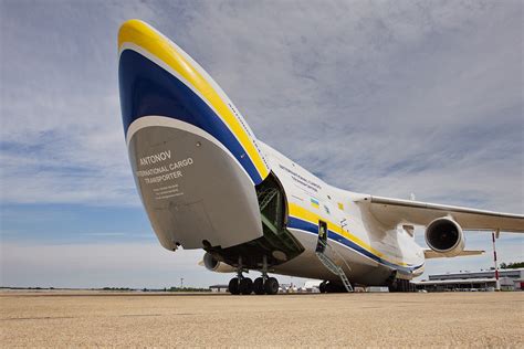 World S Largest Cargo Plane Images And Photos Finder