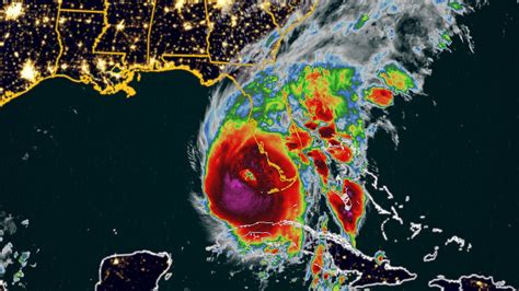 Hurricane Ians Extremely Dangerous Eyewall Near Category 5 Strength