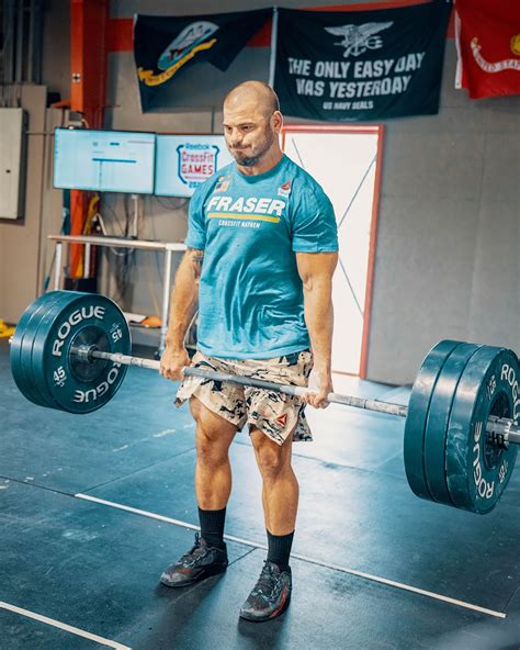 5 Training Tips From Crossfit Champion Mat Fraser S Hwpo Book