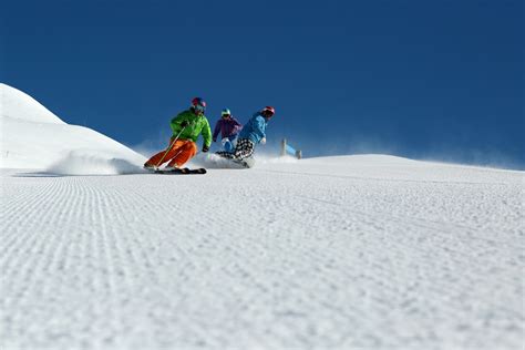 Snowboarding In New Zealand Nz Ski Packages