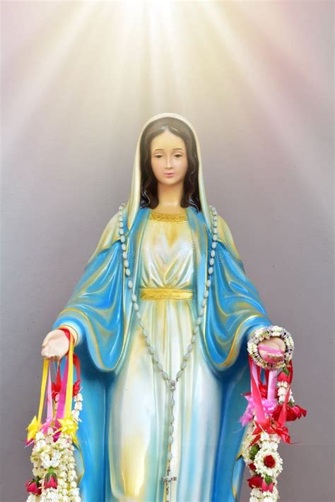 Statue Of Our Lady Of Grace Virgin Mary Stock Image Image Of