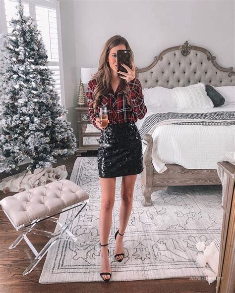 21 Chic Christmas Party Outfits Ideas Inspired Beauty Party Looks
