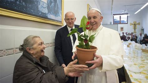 La festa dei nonni è un giorno per rinforzare il legame tra le generazioni. Papa Francesco istituisce la 'Giornata Mondiale dei nonni ...