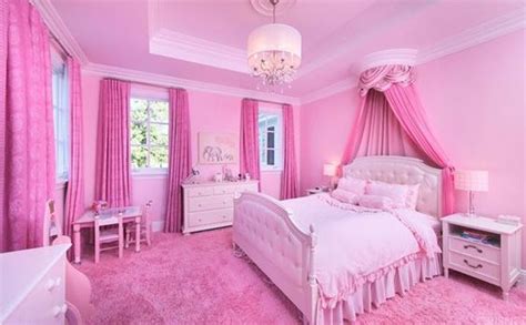Bedroom Decoration For Girls With A Beautiful Pink Color Housemypedia Pink Bedrooms Pink