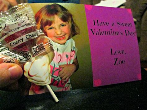 Easy Valentine's Lollipop Cards | Valentine lollipop cards, Simple valentine, School valentine cards