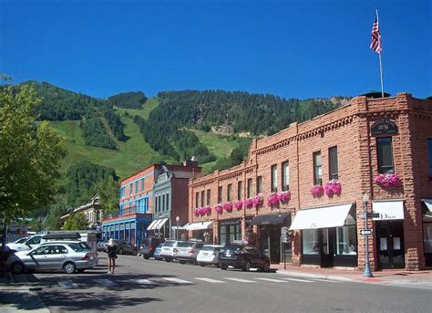 10 Of The Most Delightful Small Towns In Colorado