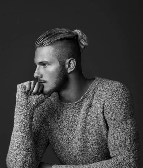 coiffure homme queue de cheval - Coupe pour homme
