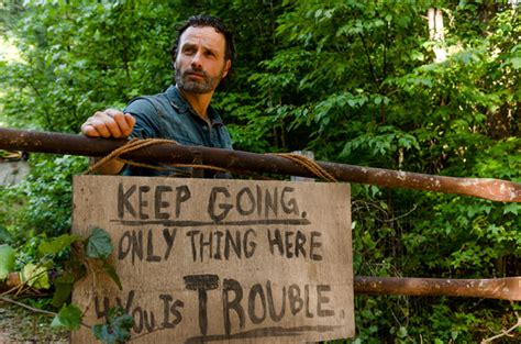 Denkt ihr negan wird noch jemanden mit seinem warte nun auf fortsetzung warte eigentlich nur auf die staffel 6 damit es endlich weiter geht. "The Walking Dead" - Fortsetzung 7. Staffel: TWD-Fans ...