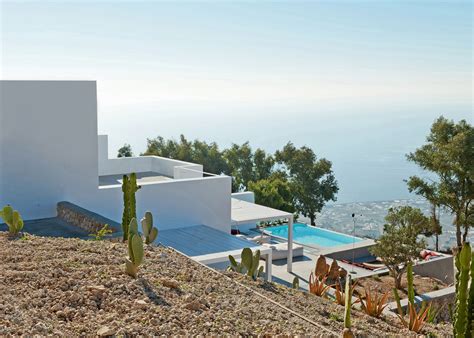 Summer House On The Mountain By Kapsimalis Architects Santorini