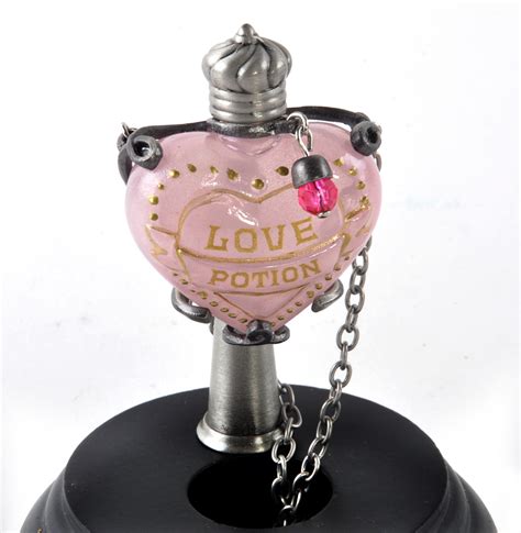 Harry Potter Replica Love Potion Bottle & Display 812370015573 | eBay