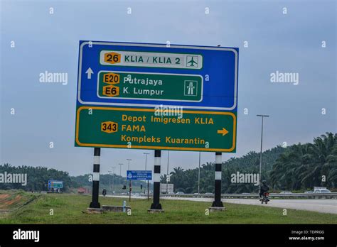 North South Expressway Malaysia Traffic Wallpaper