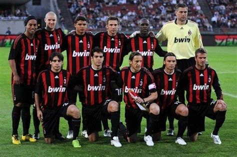 Milan or simply milan, is a professional football club in milan, italy, founded in 1899. AC Milan: um dos gigantes do futebol mundial - Fit People