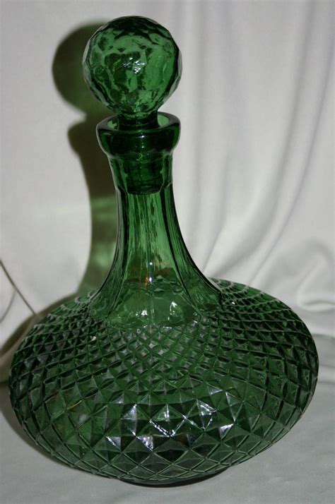 Vintage Dark Green Diamond Genie Glass Decanter 25 00 Via Etsy Decanters Wine Decanter
