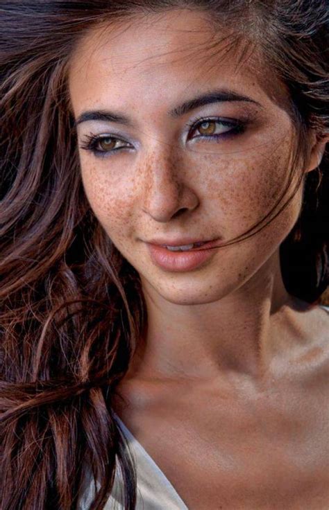 Strange Facts Pretty Girls With Freckles On Face
