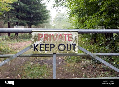 Private No Entry Sign On A Gate Stock Photo Alamy