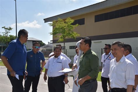 Ditubuhkan pada 2 mac 1987 dan merupakan anak syarikat yang dimiliki sepenuhnya oleh kraftangan malaysia. Perbadanan Kemajuan Iktisad Negeri Kelantan - LAWATAN ...