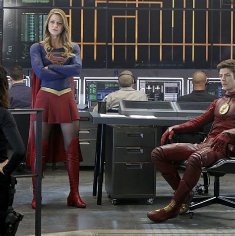 ‘supergirl And ‘the Flash Crossover In First Teaser For Superhero