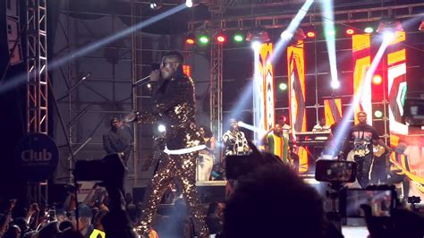 Jose Chameleone Performing Live At Gravity Omujjus Kwepicha Concert