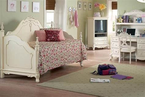 House vocabulary, parts of the house, rooms in the house, house objects and furniture. Pin by Quality Furniture Fresno on Bedroom Sets at Quality ...