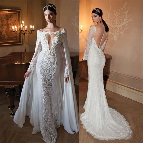 Sexy V Neck Lace Long Sleeve Lace Wedding Dresses With Detachable Train