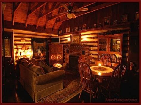 From mountain homes to luxurious vacation homes, this is where you can find construction stories and photos of stunning log. Log Cabin Home Interior Luxury Log Cabin Homes, small cozy ...