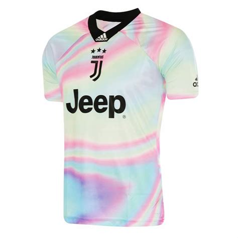 Halb schwarz, halb weiß mit rosa mittelstreifen an der front für top. Trikot Lucas Oliveira Rosa 2020/2021 - Juventus Turin U23