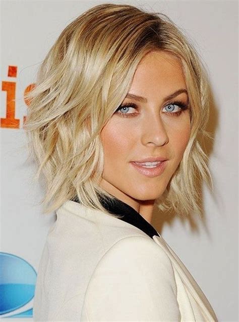 Wavy hair is an asset for the short styles like the trendy textured crop but also brings something special to slick looks and the side part hairstyle. 10 Trendiest Medium Wavy Hairstyles for Girls - Pretty Designs