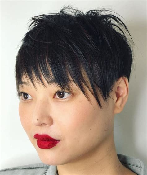 Short Hair For Chubby Face 12 Short Haircuts For Round Faces Learn