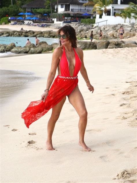 Lizzie Cundy Hot 11 Photos Thefappening