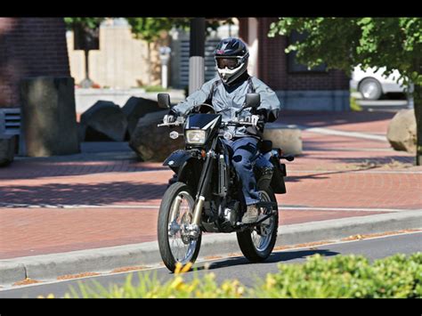 Posted on november 12, 2011 by chuckleon718. 2011 Suzuki DR-Z400S