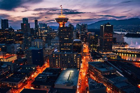 18 Photos That Prove You Really Must Visit Vancouver At Night