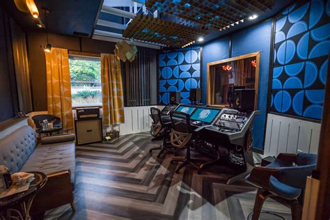 Indianapolis Live Room Recording Studio And Digital Music Production