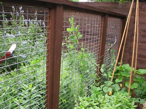 Photo by earth mama landscape design. 18 DIY Garden Fence Ideas to Keep Your Plants