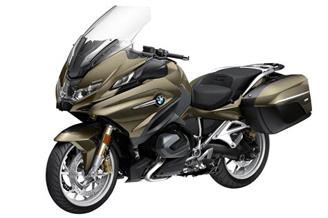 For around four decades, the two letters rt have been synonymous with comfortable travel and touring at the highest level. Турист BMW R1250RT 2021 с активным круиз-контролем / BMW ...