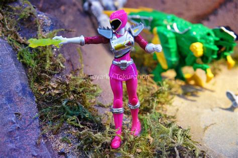 Sdcc 2015 Power Rangers Dino Charge And Dino Super Charge Tokunation
