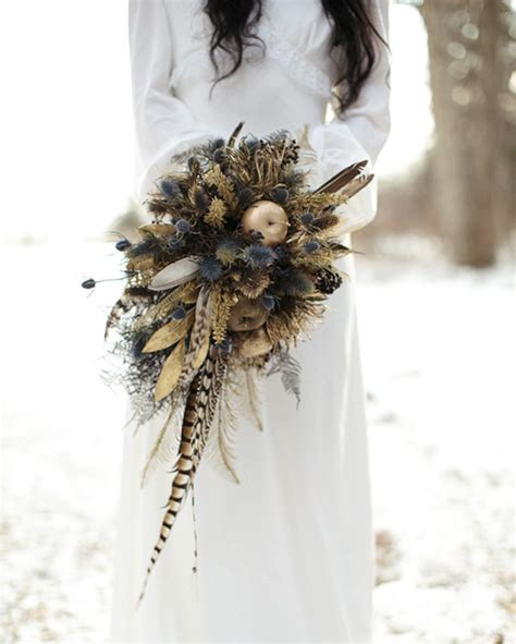 20 Wedding Bouquets With Feather Details Southbound Bride